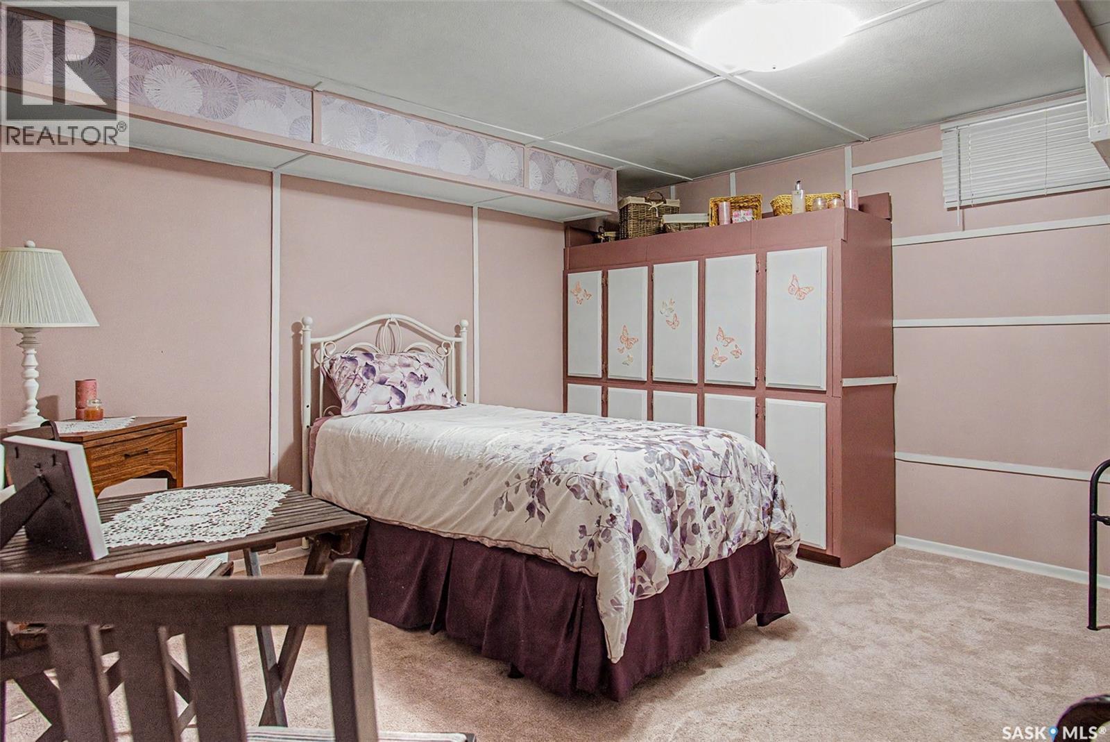 140 Mcdougall Crescent, Regina, SK - Indoor Photo Showing Bedroom
