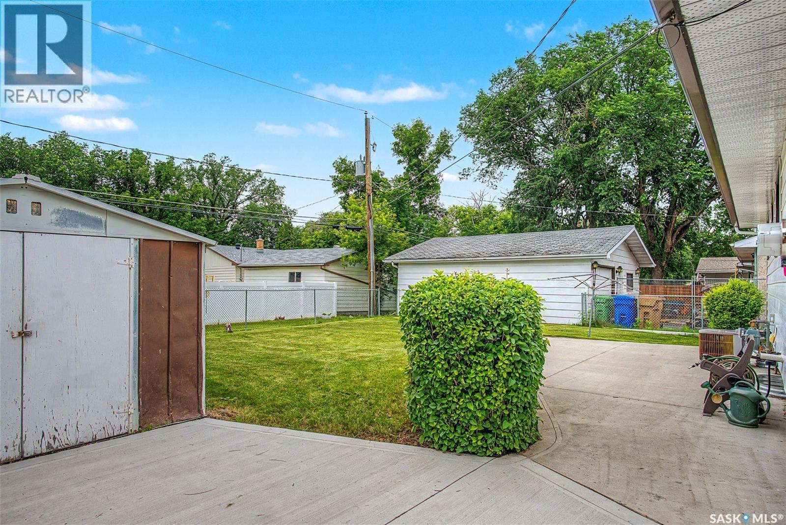 140 Mcdougall Crescent, Regina, SK - Outdoor With Exterior