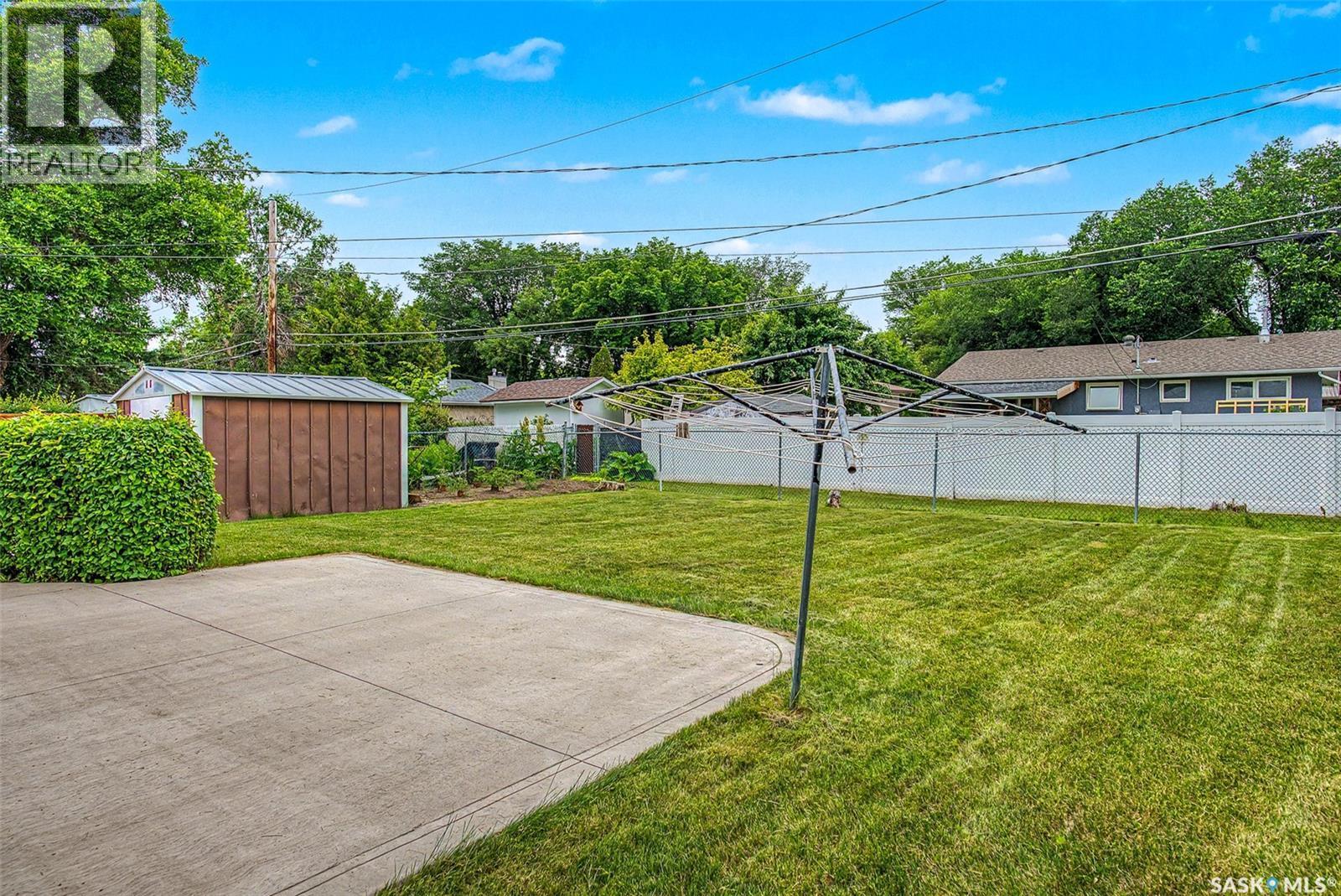 140 Mcdougall Crescent, Regina, SK - Outdoor