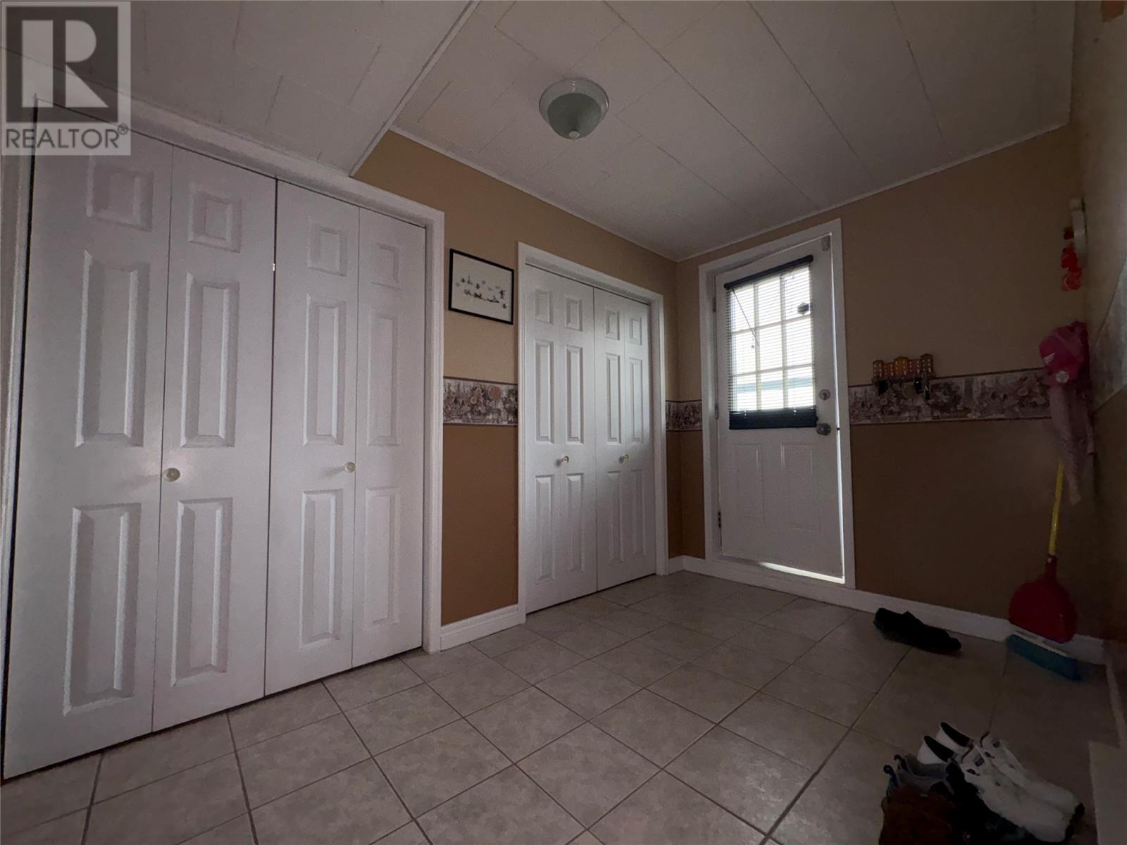 14 Juniper Road, St Anthony, NL - Indoor Photo Showing Other Room