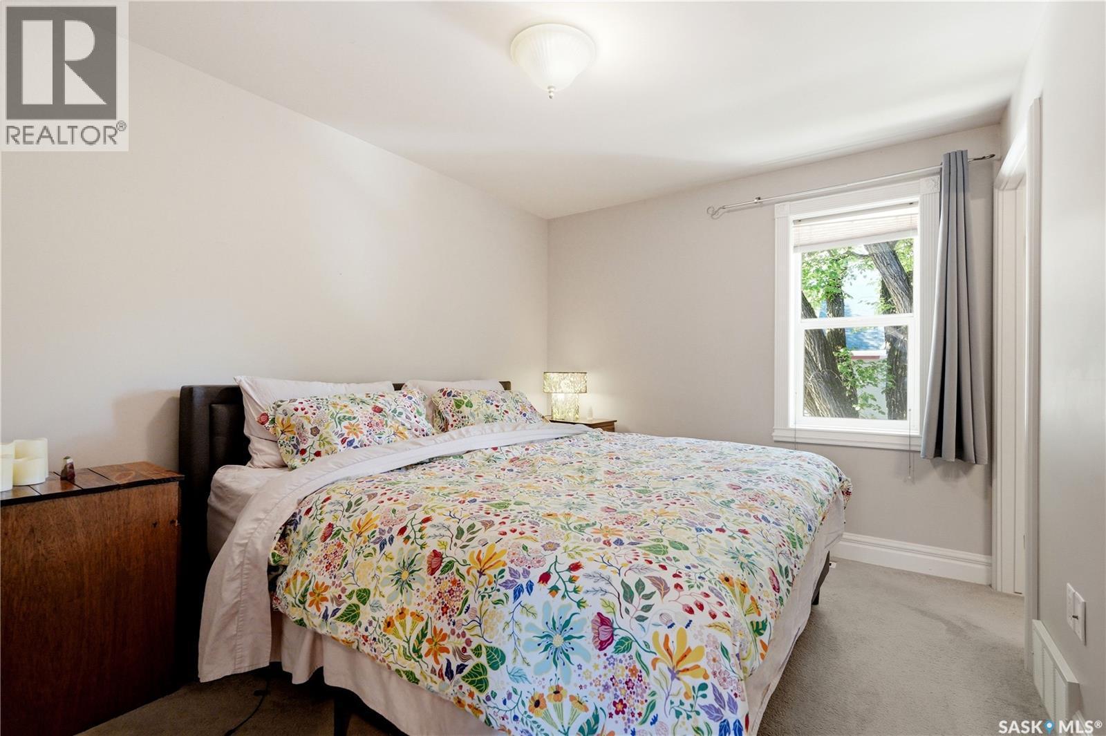 719 14Th Street E, Saskatoon, SK - Indoor Photo Showing Bedroom