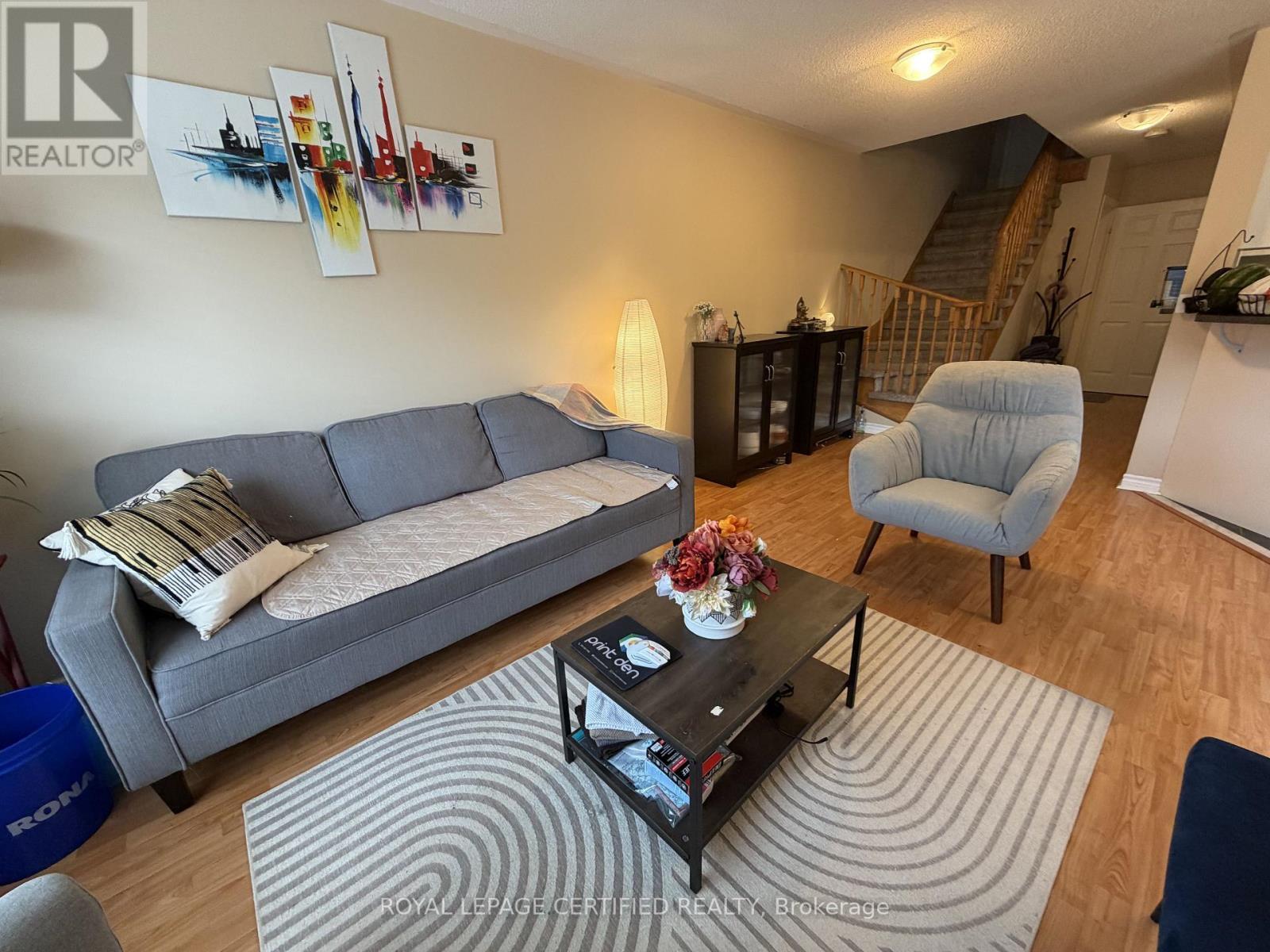 3300 Carabella Way, Mississauga, ON - Indoor Photo Showing Living Room