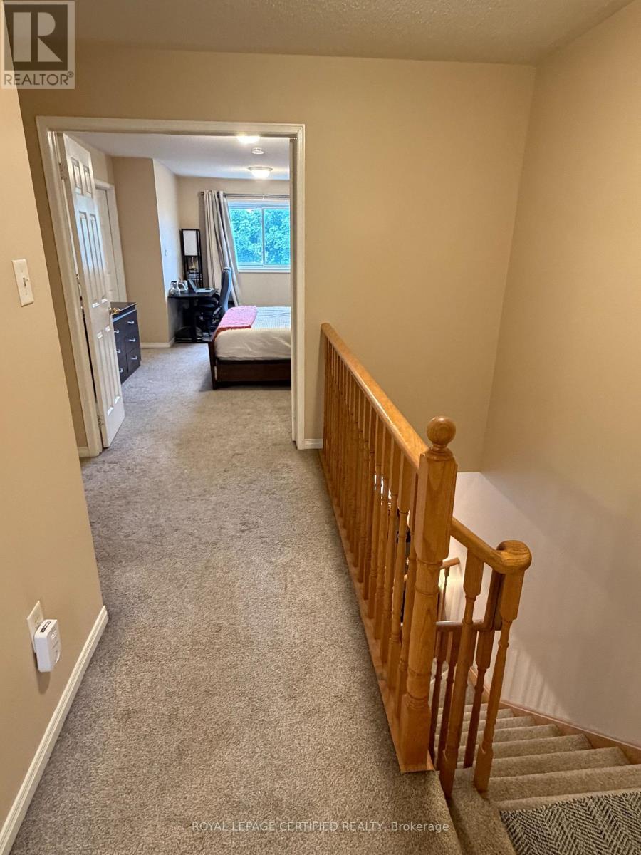 3300 Carabella Way, Mississauga, ON - Indoor Photo Showing Other Room