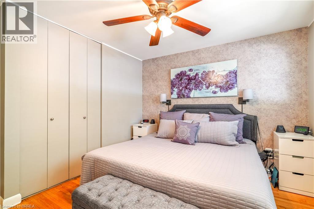 10 Brier Crescent, Brantford, ON - Indoor Photo Showing Bedroom
