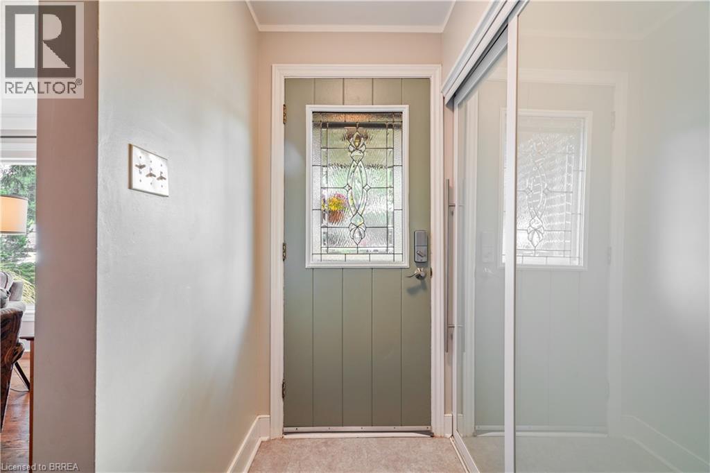 10 Brier Crescent, Brantford, ON - Indoor Photo Showing Other Room