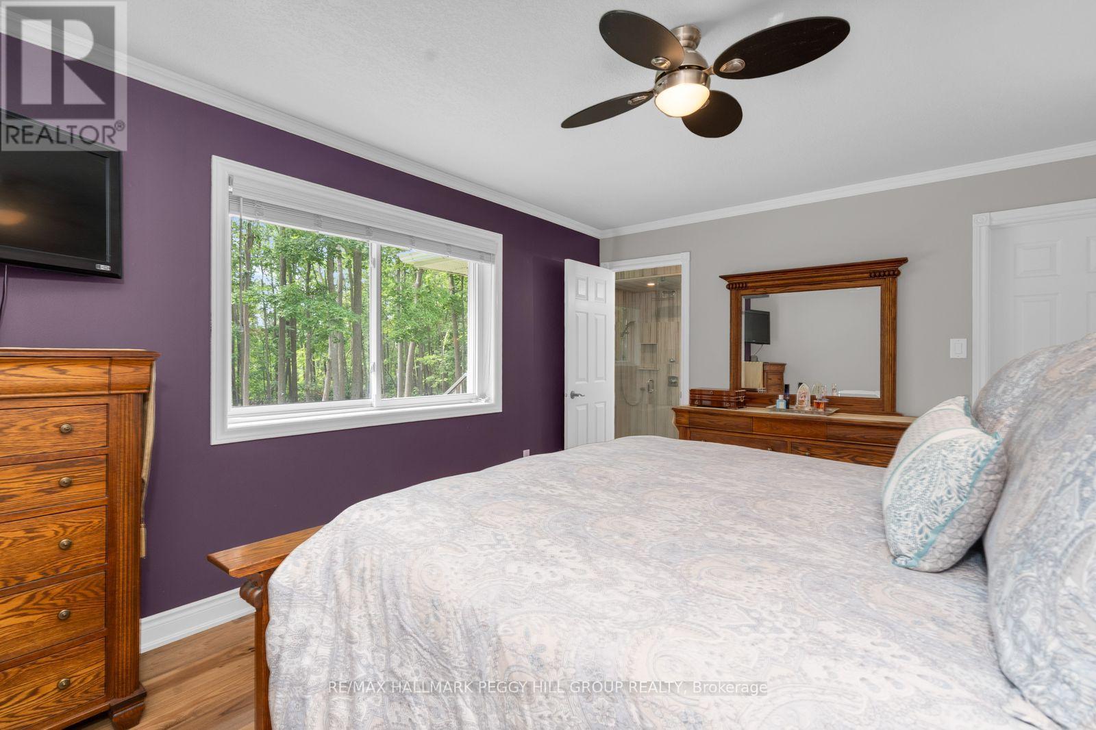6 Maplehill Drive, Oro-Medonte, ON - Indoor Photo Showing Bedroom