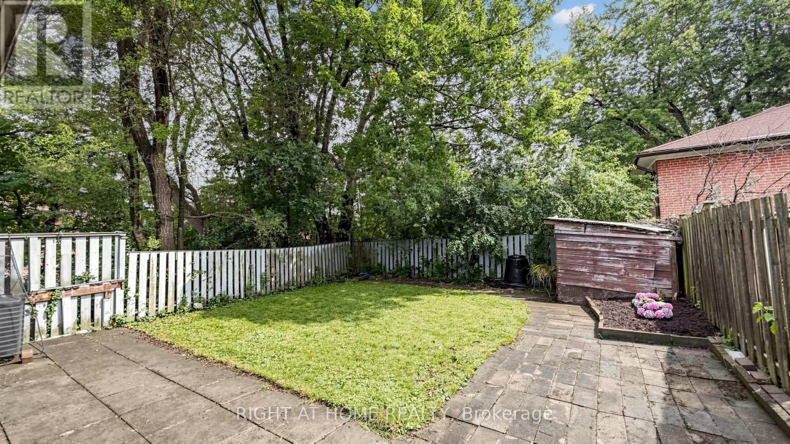 76 Fenside Drive, Toronto, ON - Outdoor