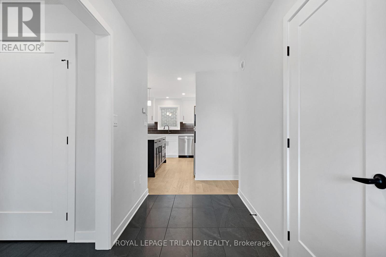 80 Styles Drive, St. Thomas, ON - Indoor Photo Showing Other Room