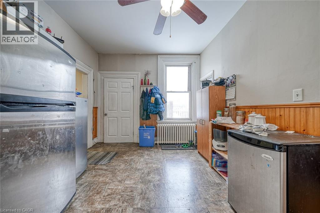 119 Carroll Street, Ingersoll, ON - Indoor Photo Showing Laundry Room