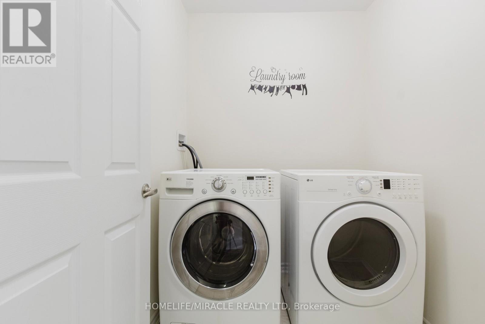 13 Arbourview Crescent, Kitchener, ON - Indoor Photo Showing Laundry Room