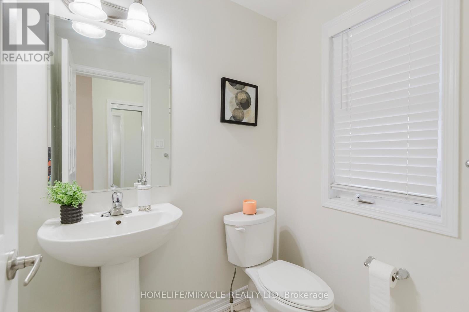 13 Arbourview Crescent, Kitchener, ON - Indoor Photo Showing Bathroom