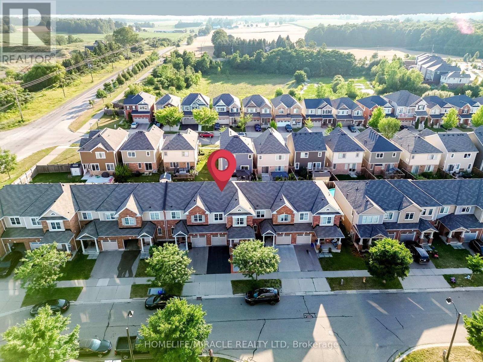 13 Arbourview Crescent, Kitchener, ON - Outdoor With Facade With View