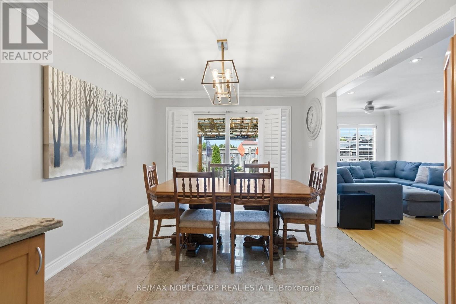 111 Emily Carr Crescent, Caledon, ON - Indoor Photo Showing Other Room