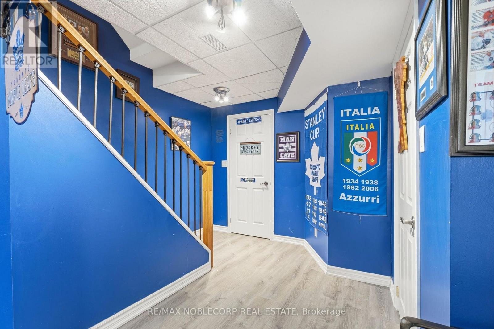 111 Emily Carr Crescent, Caledon, ON - Indoor Photo Showing Other Room