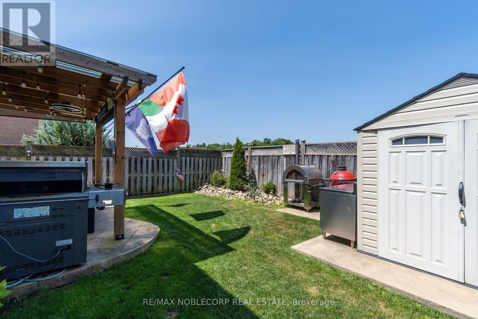 111 Emily Carr Crescent, Caledon, ON - Outdoor