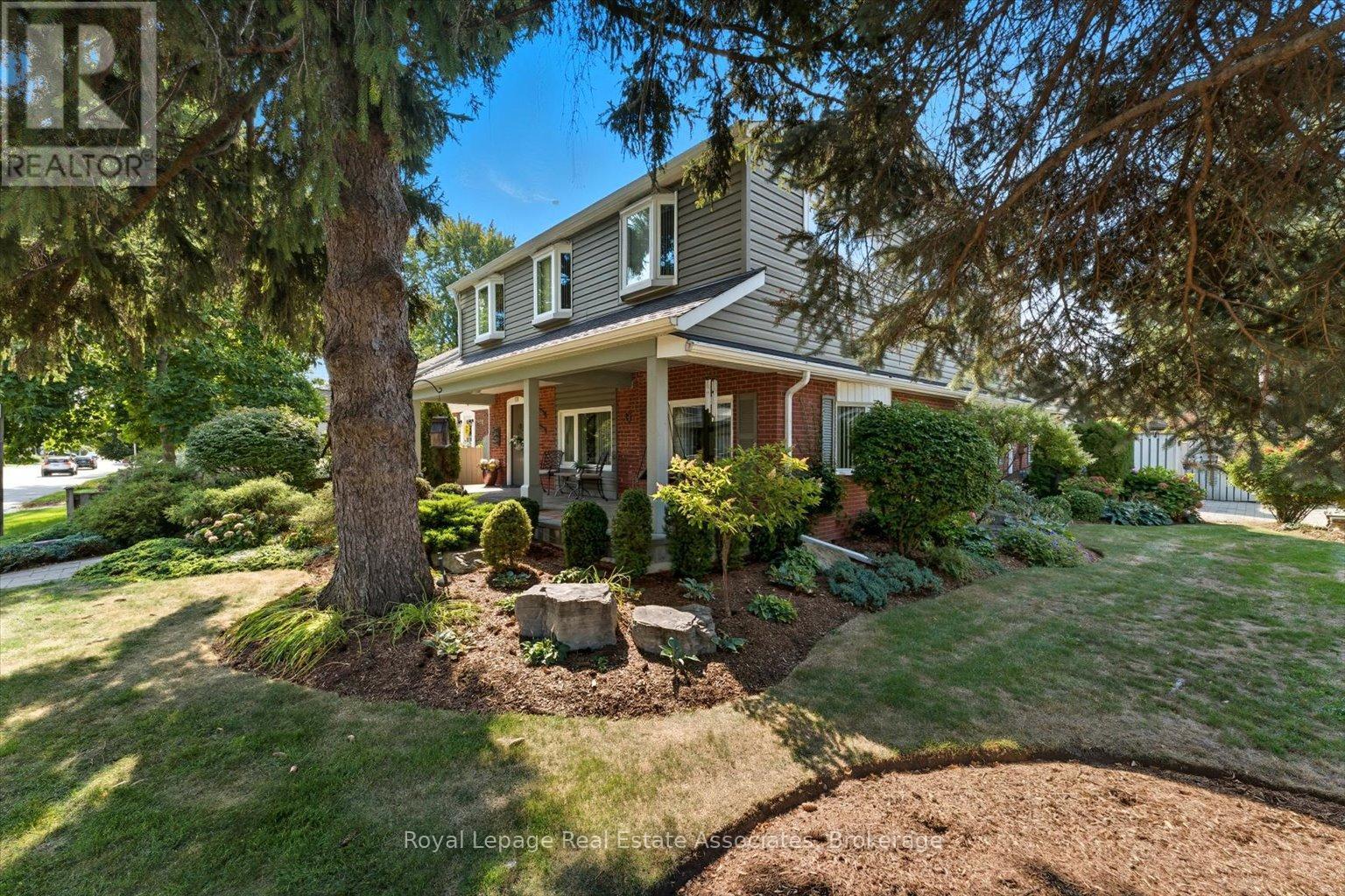 12 Wenonah Drive, Mississauga, ON - Outdoor With Deck Patio Veranda