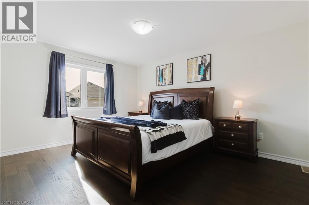13 Arbourview Crescent, Kitchener, ON - Indoor Photo Showing Bedroom