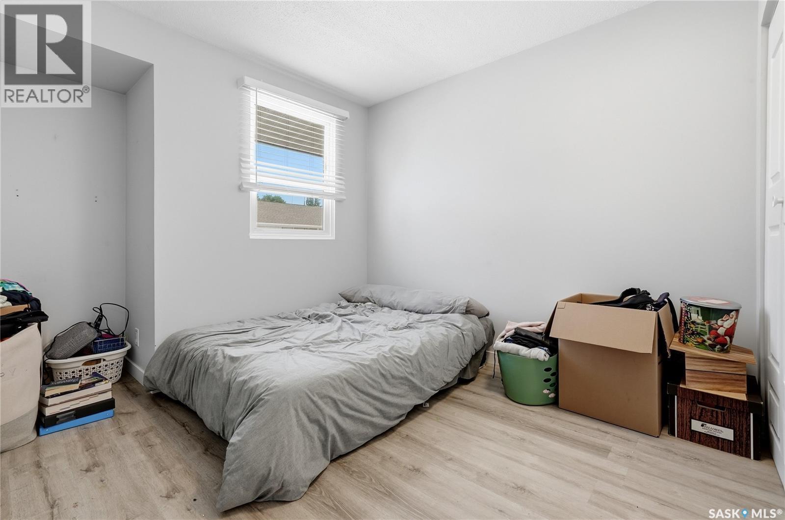 4005 Gordon Road, Regina, SK - Indoor Photo Showing Bedroom