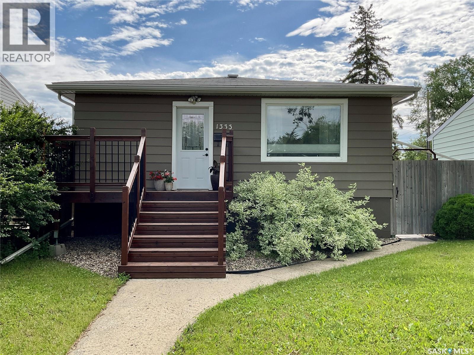 1333 Empress Street, Regina, SK - Outdoor
