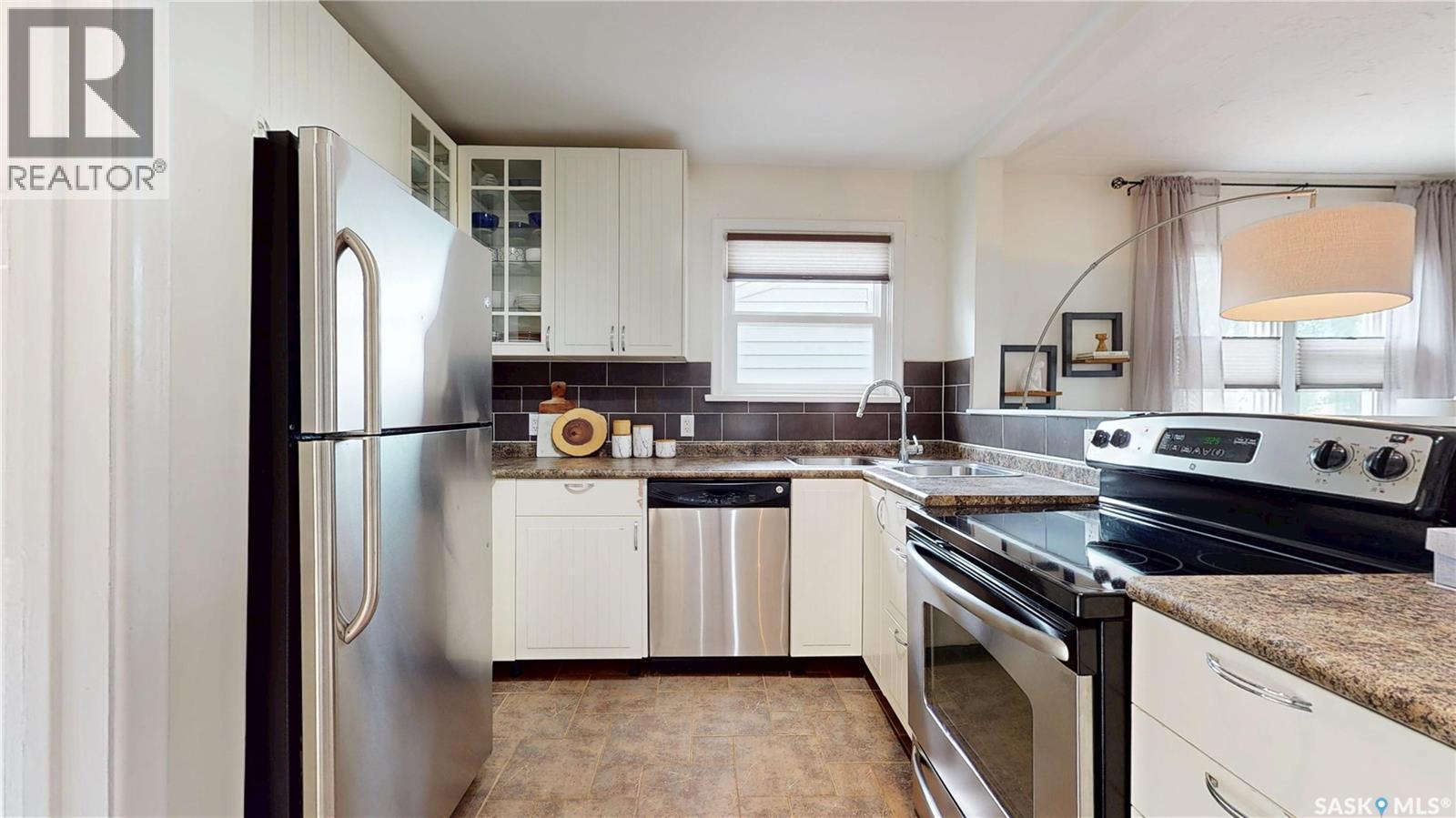 1333 Empress Street, Regina, SK - Indoor Photo Showing Kitchen