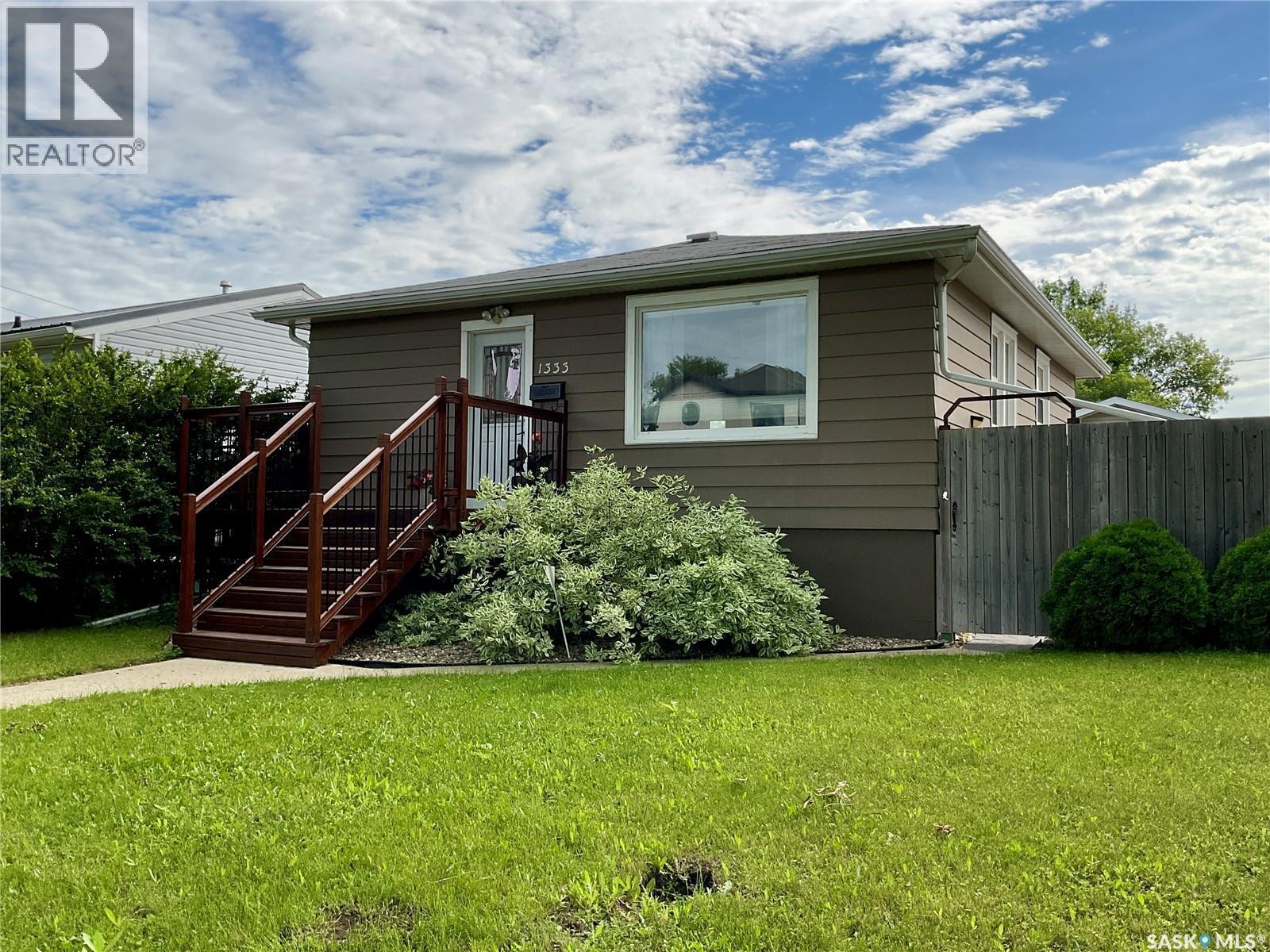 1333 Empress Street, Regina, SK - Outdoor