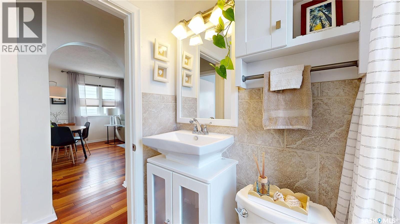 1333 Empress Street, Regina, SK - Indoor Photo Showing Bathroom
