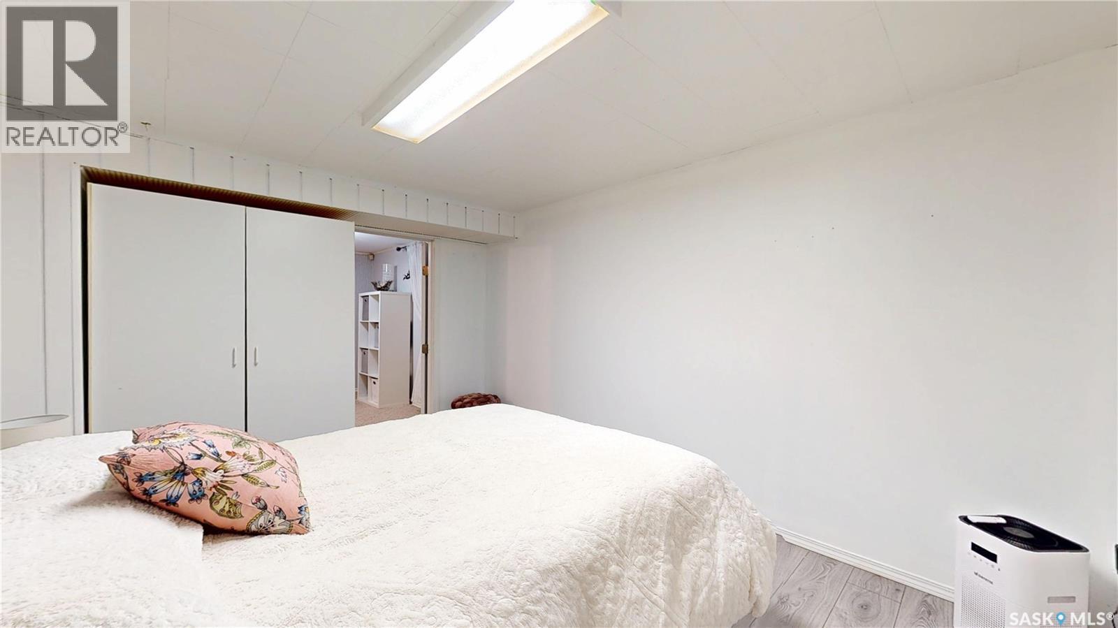 1333 Empress Street, Regina, SK - Indoor Photo Showing Bedroom