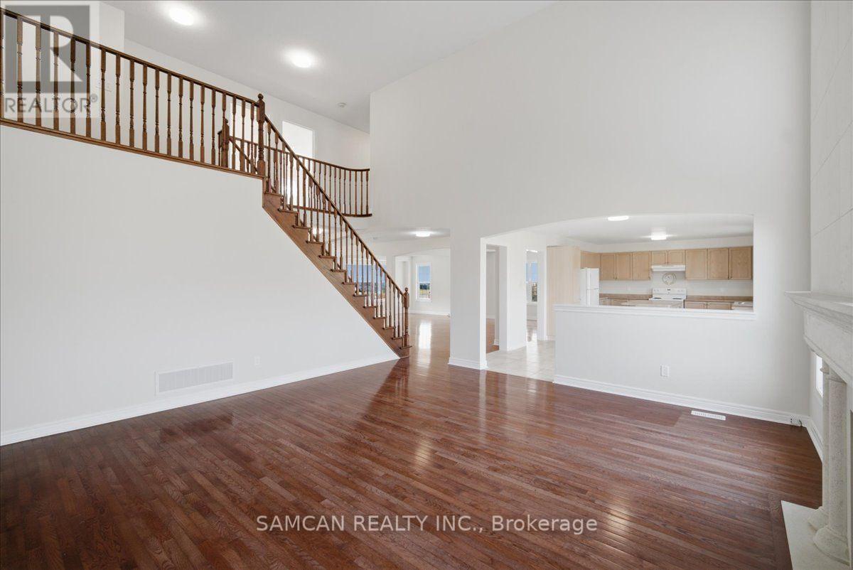 58 Hunter Way, Brantford, ON - Indoor Photo Showing Other Room
