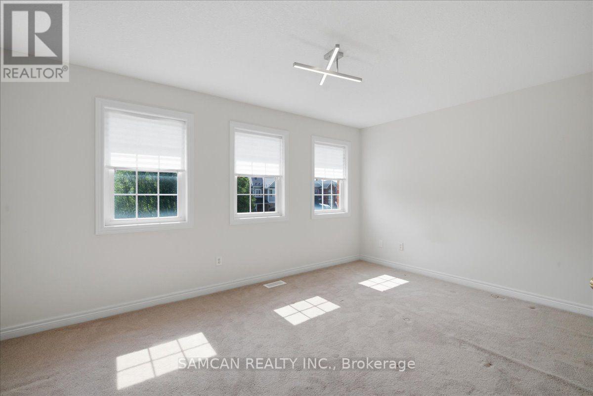 58 Hunter Way, Brantford, ON - Indoor Photo Showing Other Room