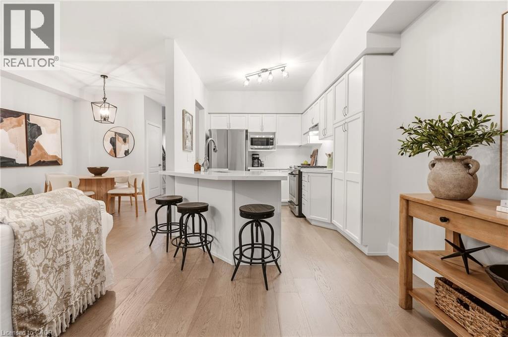 1361 Stephenson Drive, Burlington, ON - Indoor Photo Showing Kitchen