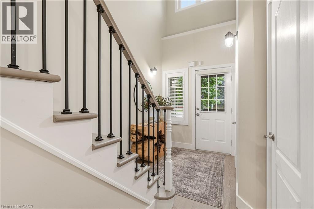 1361 Stephenson Drive, Burlington, ON - Indoor Photo Showing Other Room