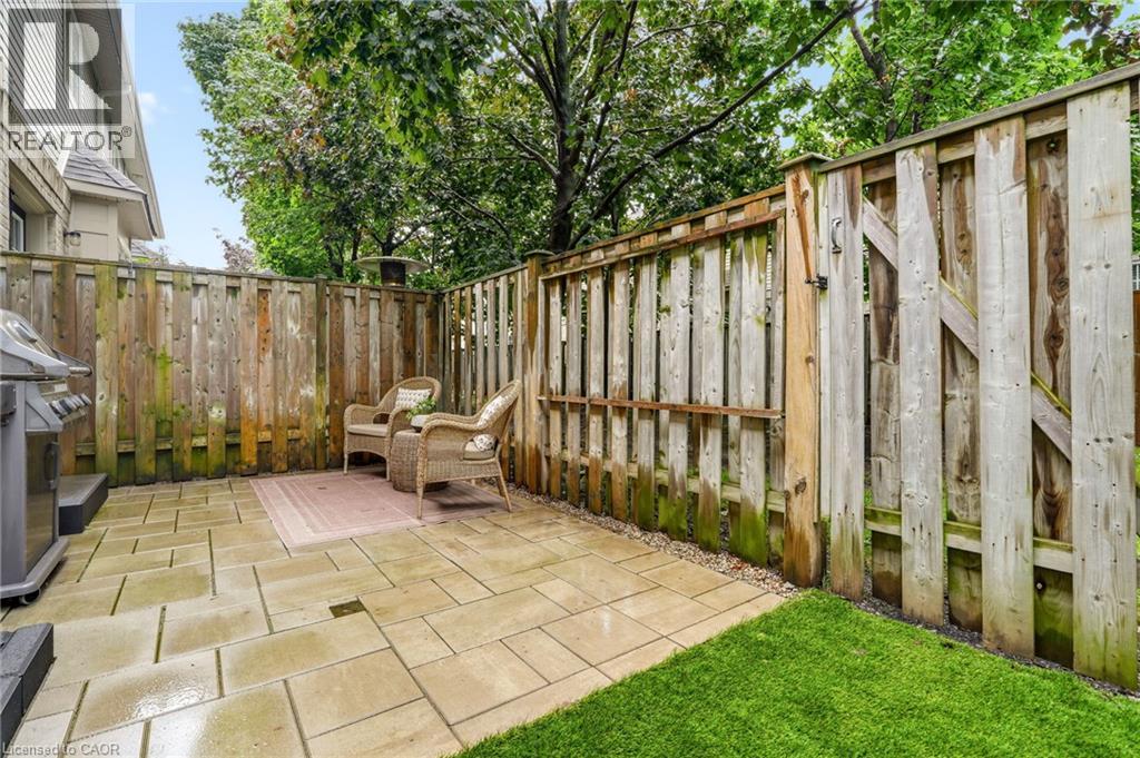 1361 Stephenson Drive, Burlington, ON - Outdoor