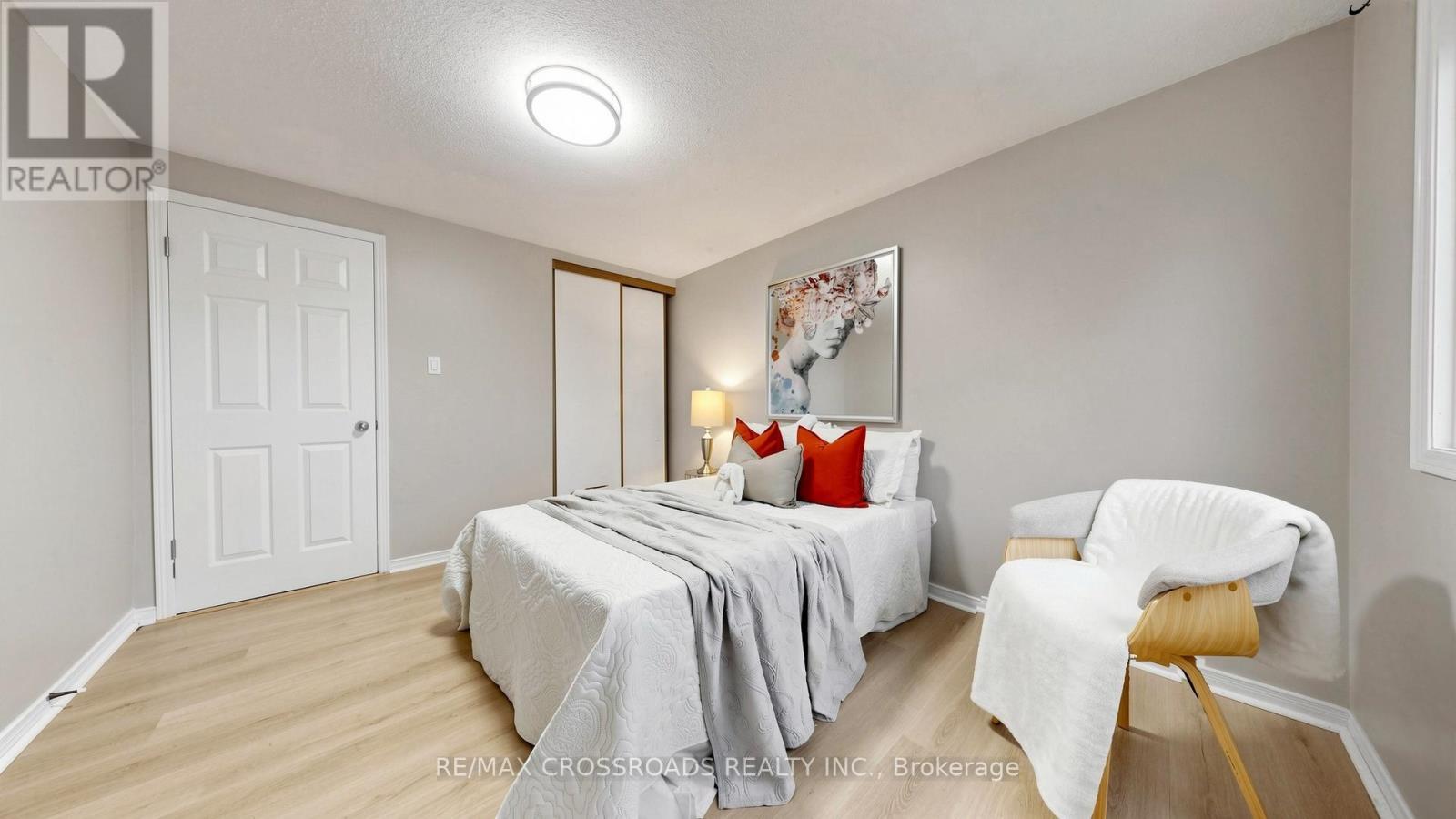 70 Halfmoon Square, Toronto, ON - Indoor Photo Showing Bedroom