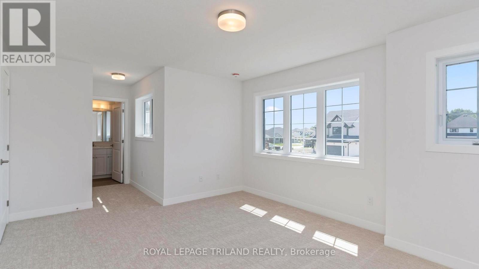 47 Harrow Lane, St. Thomas, ON - Indoor Photo Showing Other Room