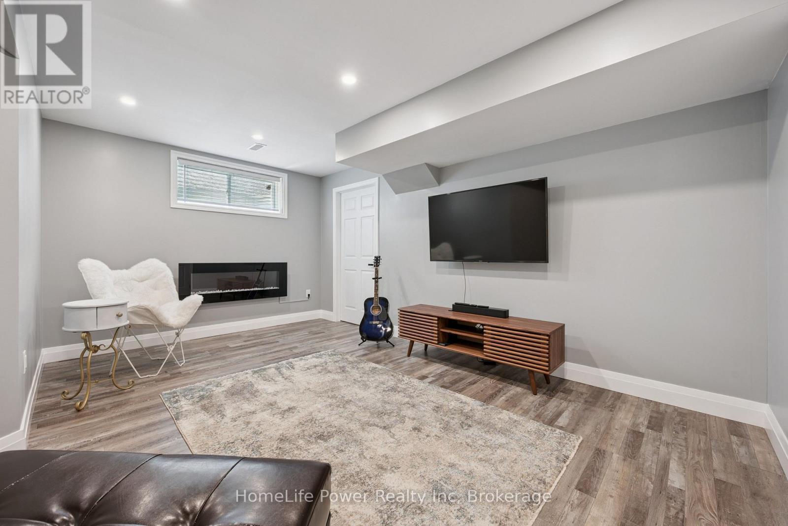 183 Townsend Drive, Woolwich, ON - Indoor