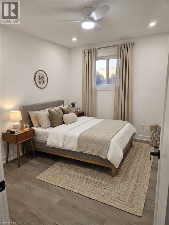 87 Scott Road, Cambridge, ON - Indoor Photo Showing Bedroom