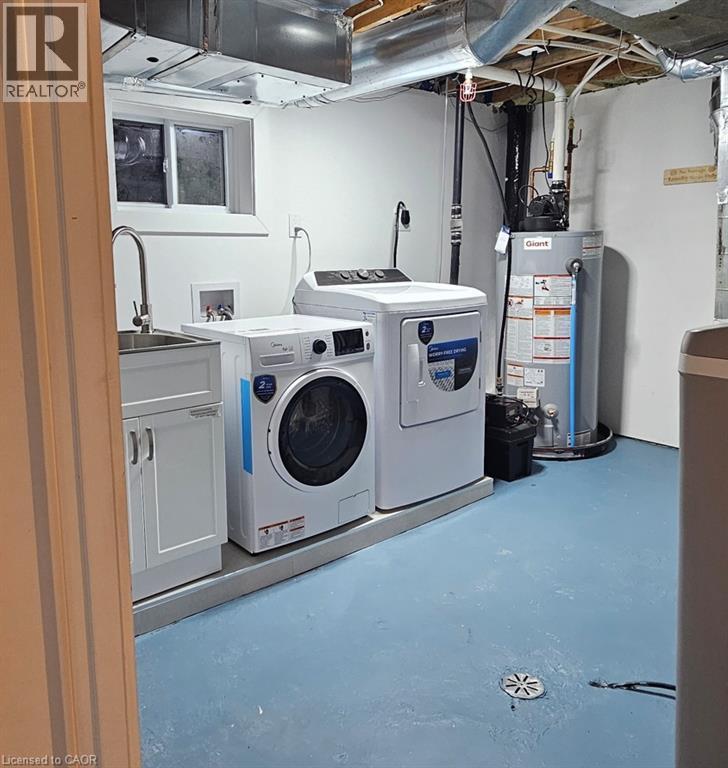 87 Scott Road, Cambridge, ON - Indoor Photo Showing Laundry Room