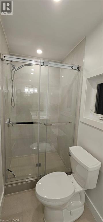 87 Scott Road, Cambridge, ON - Indoor Photo Showing Bathroom