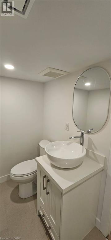 87 Scott Road, Cambridge, ON - Indoor Photo Showing Bathroom