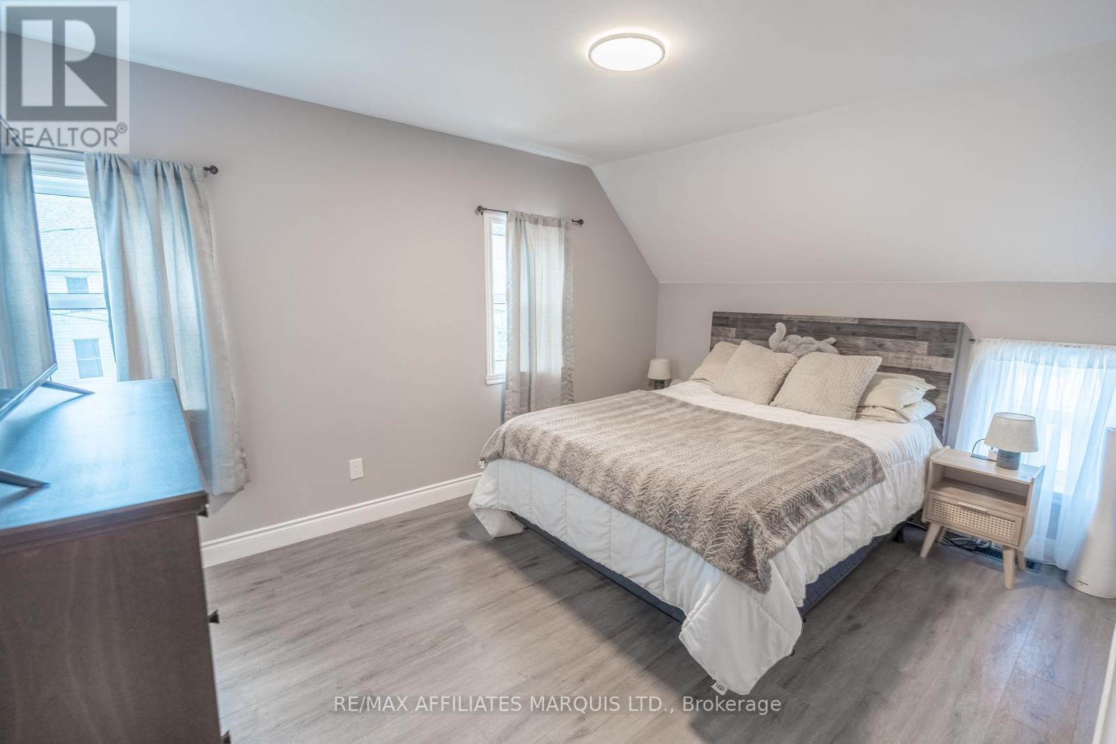 2 Whitehead Avenue, Cornwall, ON - Indoor Photo Showing Bedroom