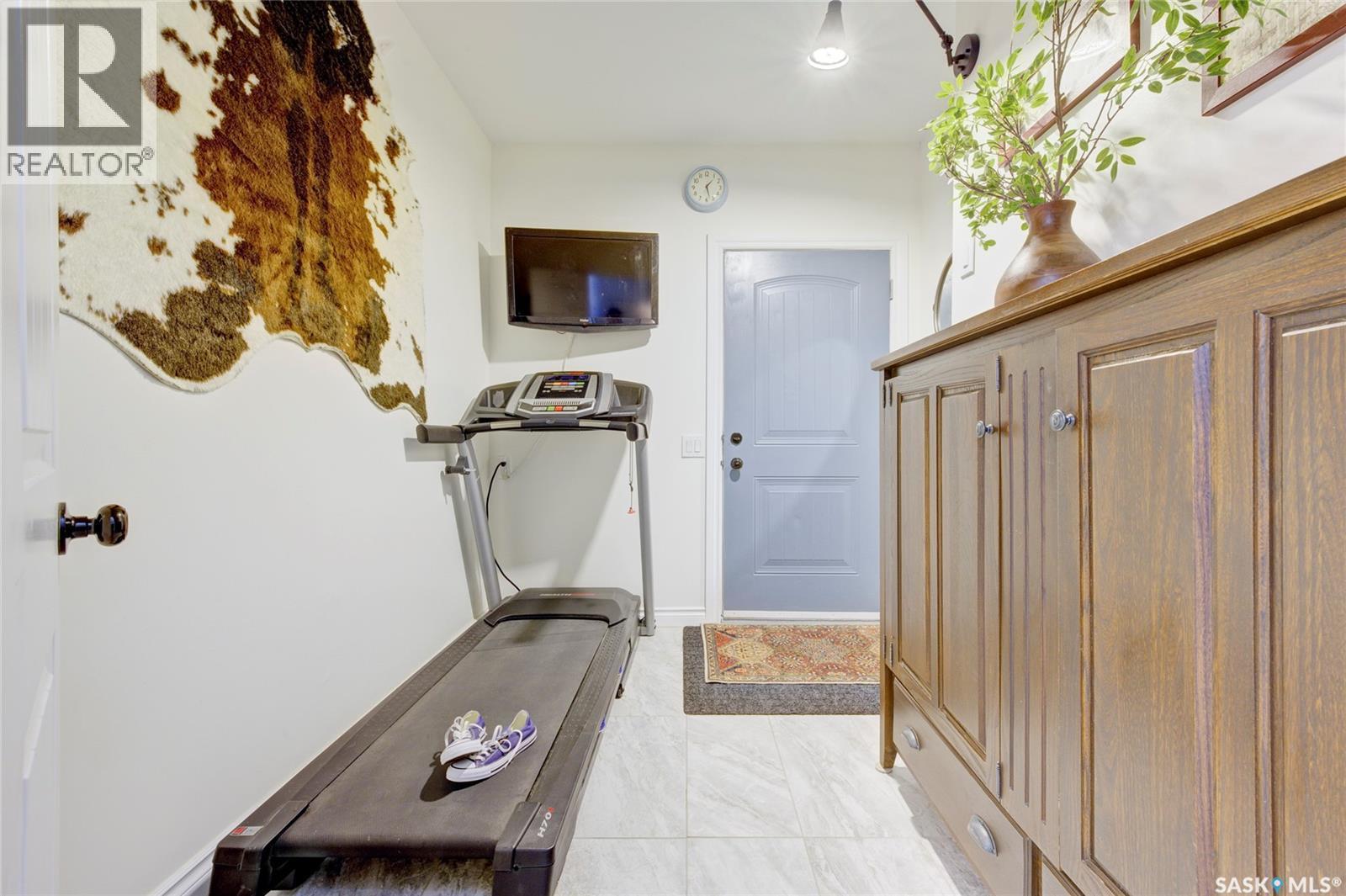 621 Braun Lane, Warman, SK - Indoor Photo Showing Other Room