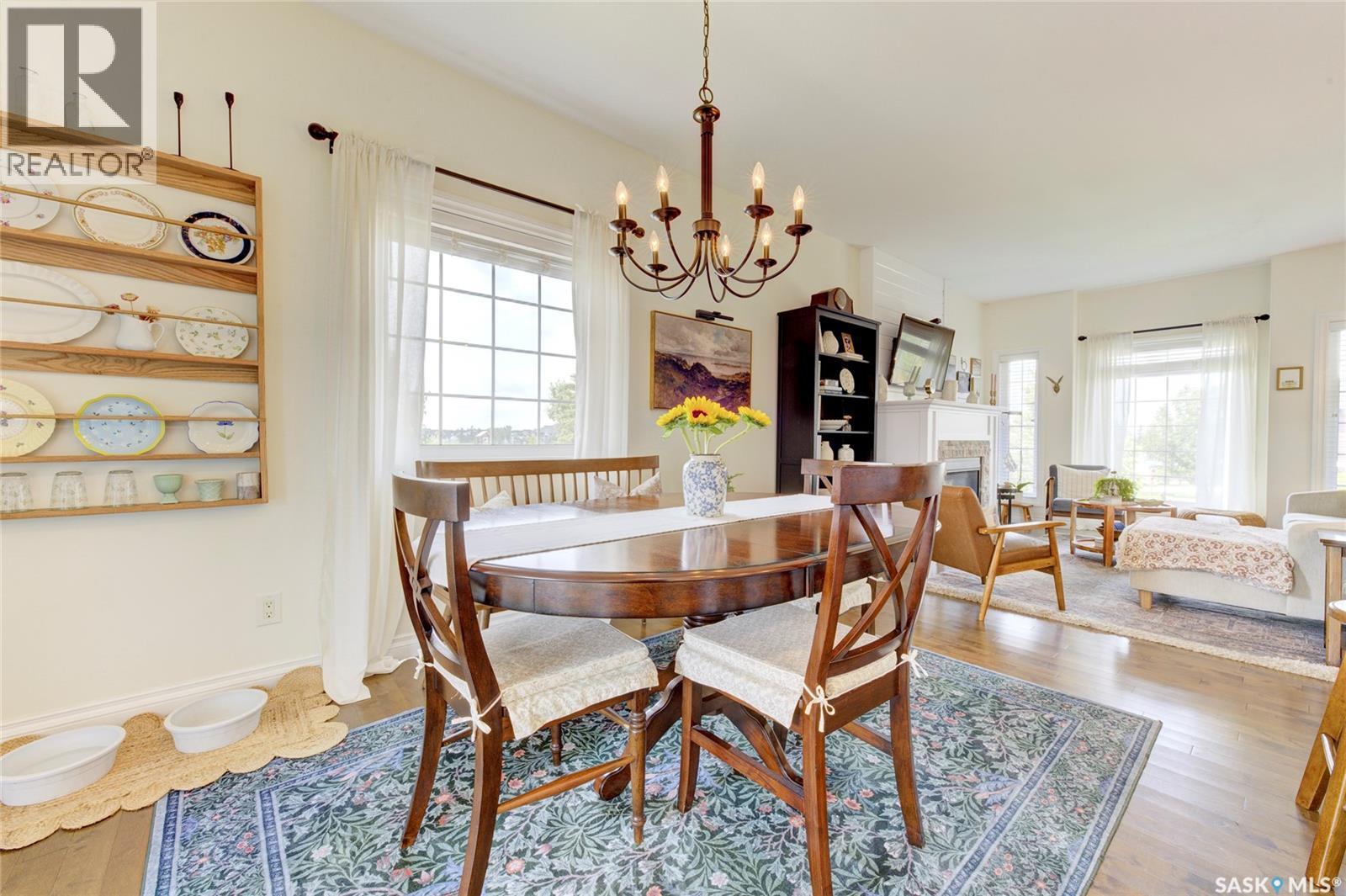 621 Braun Lane, Warman, SK - Indoor Photo Showing Dining Room