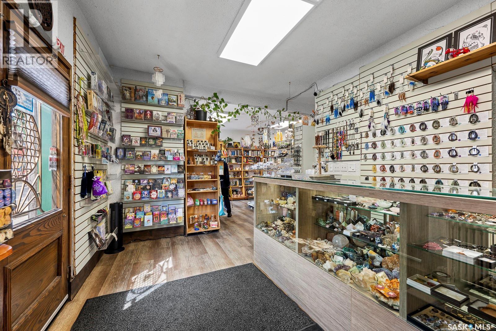 2730 13Th Avenue, Regina, SK