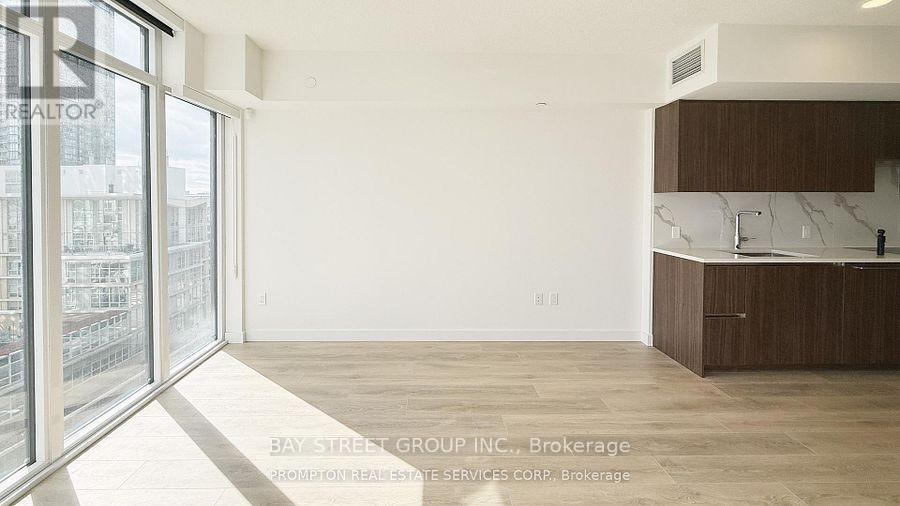 912 - 1 Concord Cityplace Way, Toronto, ON - Indoor Photo Showing Other Room