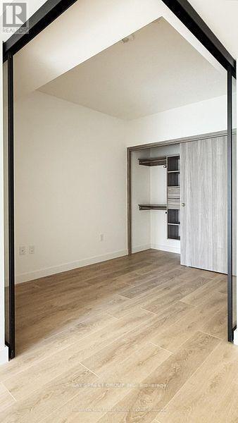 912 - 1 Concord Cityplace Way, Toronto, ON - Indoor