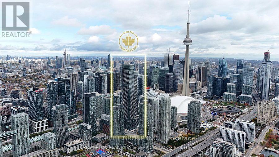912 - 1 Concord Cityplace Way, Toronto, ON - Outdoor With View