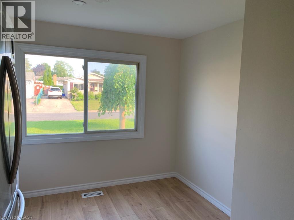 86 Belwood Crescent, Kitchener, ON - Indoor Photo Showing Other Room