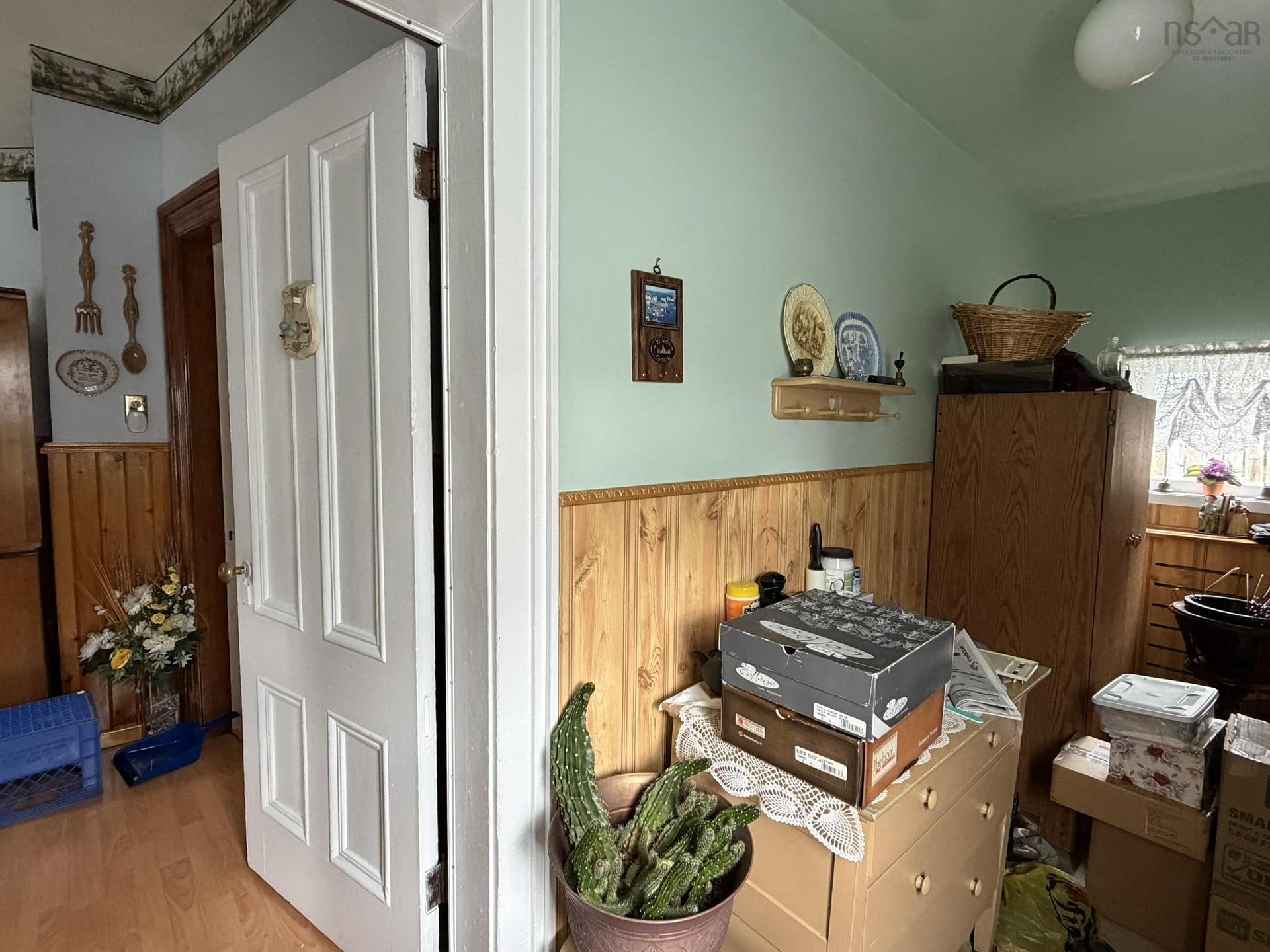 416 Pleasant Street, New Glasgow, NS - Indoor Photo Showing Other Room