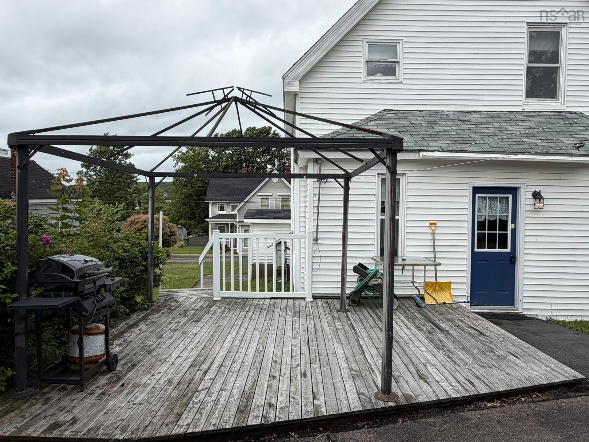 416 Pleasant Street, New Glasgow, NS - Outdoor