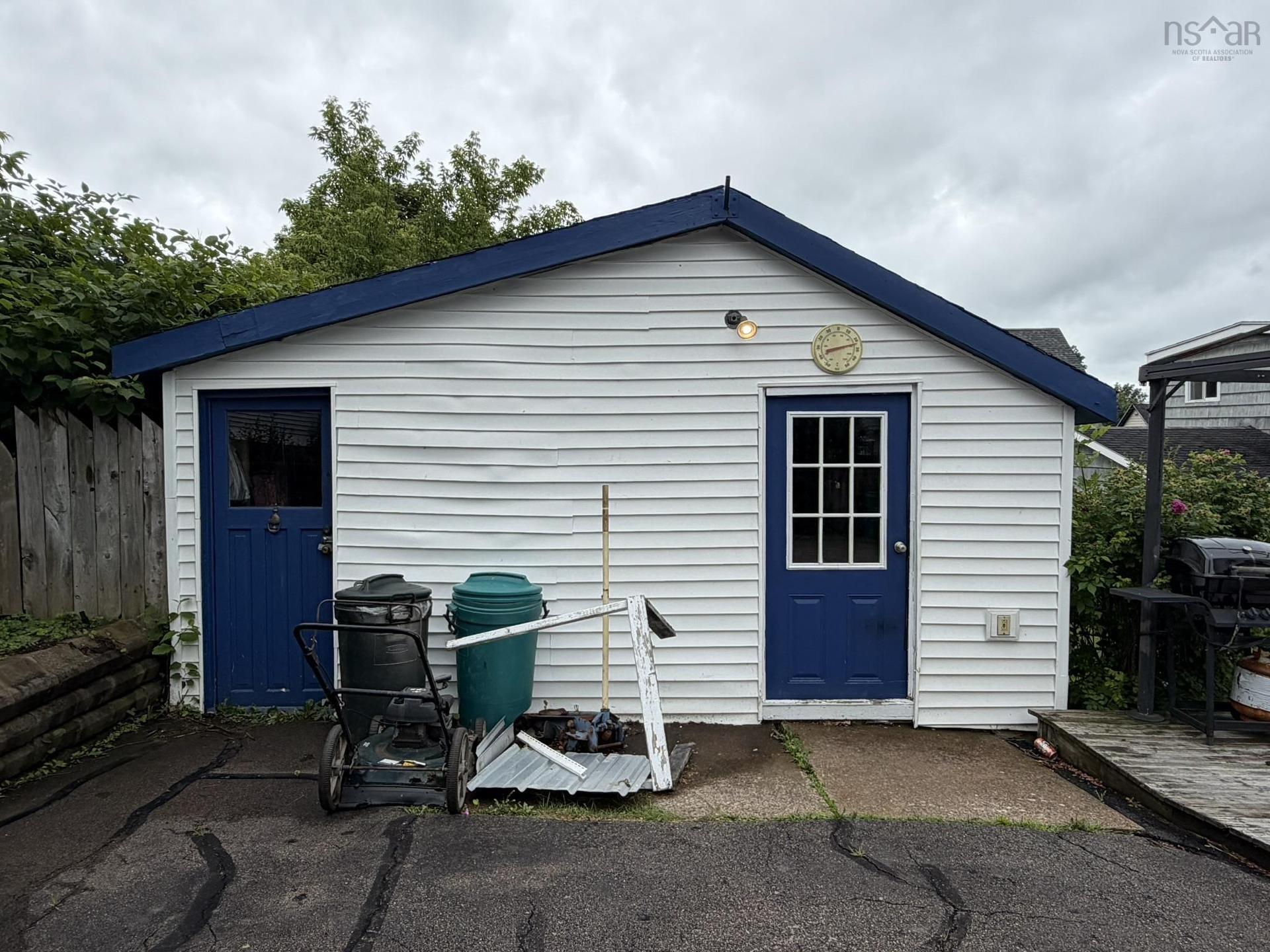 416 Pleasant Street, New Glasgow, NS - Outdoor With Exterior
